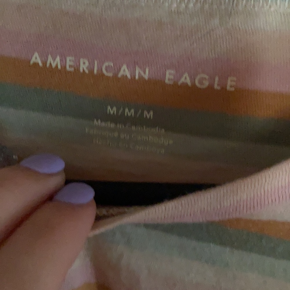 American eagle tee🔴 - Picture 2 of 3